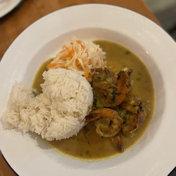 Stella's - Curry Shrimp - Caribbean Near Me - Brooklyn, New York