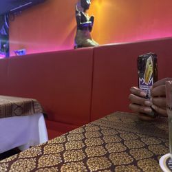 Ratchada - Table