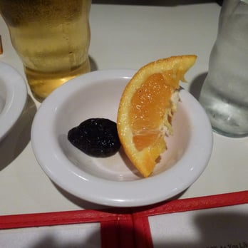 Lou Mitchell's - A prune and an orange for everyone...you know...to get things "going? - Breakfast & Brunch Near Me - Chicago, Illinois