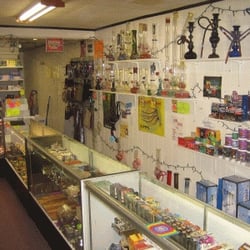 Papa Smoke - Papa Smoke in Elgin, IL (Everything you need in a smoke shop!)