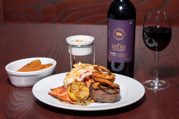 The Encore Lakeside Grill & Sky Bar by null