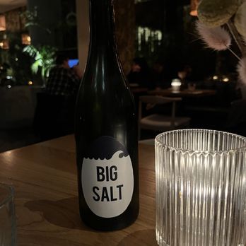 Isla & Co. - Midtown - Australian Near Me - New York, New York