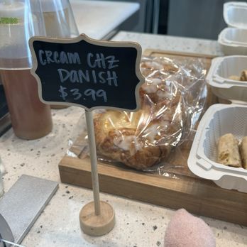 Sohas Tea House - Tea Rooms Near Me - Lino Lakes, Minnesota