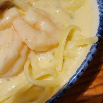 Red Lobster - Shrimp Alfredo Linguine - Seafood Near Me - Columbus, Ohio