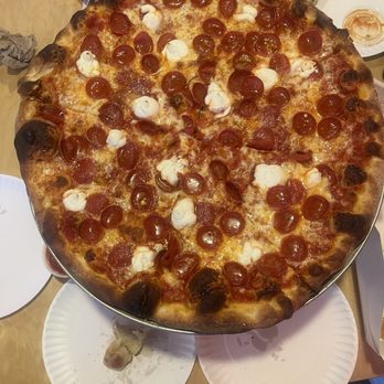 Zee’s Pizzeria - Bye Felicia with honey sauce on the side - Pizza Near Me - New Orleans, Louisiana Zee’s Pizzeria - Bye Felicia with honey sauce on the side - Pizza Near Me - New Orleans, Louisiana