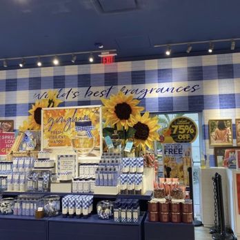BATH & BODY WORKS - Updated July 2025 - 15 Photos & 12 Reviews - 4975 ...