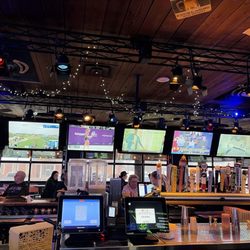 Bubba's 33 - Bar area