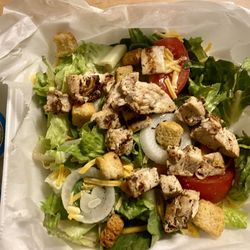 Hog Heaven Bar-B-Q - $18 Garden Salad - Buyer Beware In all fairness, i ordered the grilled chicken topping. What I got was dry cubed chicken