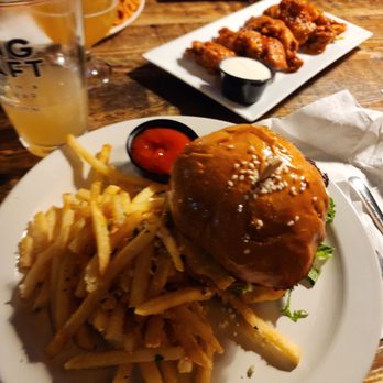 Wingcraft Kitchen & Beer Bar - Gastropubs Near Me - Atlantic City, New Jersey Wingcraft Kitchen & Beer Bar - Gastropubs Near Me - Atlantic City, New Jersey