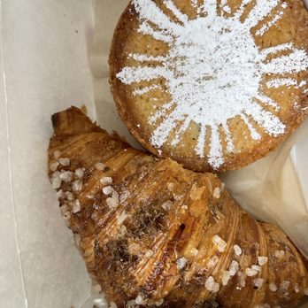 Kasama - Black truffle croissant and Ube Basque cake - Filipino Near Me - Chicago, Illinois