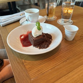 Marmo - flourless chocolate cake - Italian Near Me - Houston, Texas Marmo - flourless chocolate cake - Italian Near Me - Houston, Texas