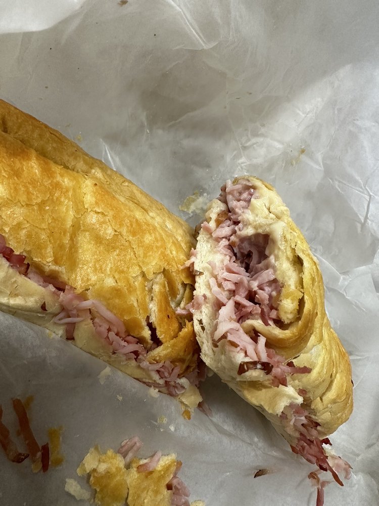 PIZZA BAR Updated September 2024 18 Photos & 19 Reviews 141 2nd