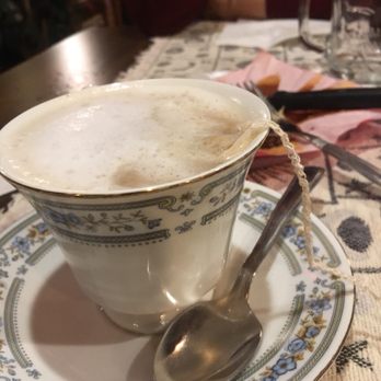 L'Harmonium - Dave chai latté - Coffee & Tea Near Me - Montreal, Quebec