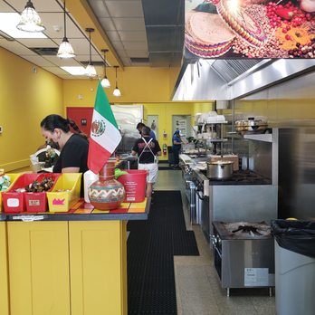 Taqueria Cinco - Interior order counter. Limited dinning available inside. - Mexican Near Me - Groton, Connecticut