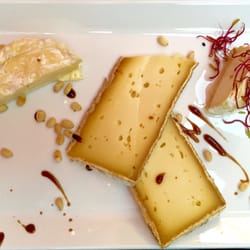Le Briey - Dessert cheese selection
