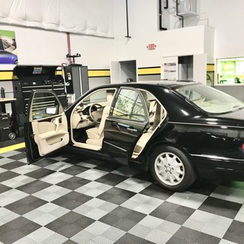 Tint World - Spacious dust free clean shop work area. - Car Window Tinting Near Me - Sterling, Virginia Tint World - Spacious dust free clean shop work area. - Car Window Tinting Near Me - Sterling, Virginia