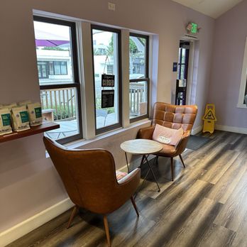 525 COFFEE CO. - Comfy seating - Coffee & Tea Near Me - Fullerton, California 525 COFFEE CO. - Comfy seating - Coffee & Tea Near Me - Fullerton, California