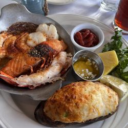 Kashiwa - Dutchman's platter, broiled.