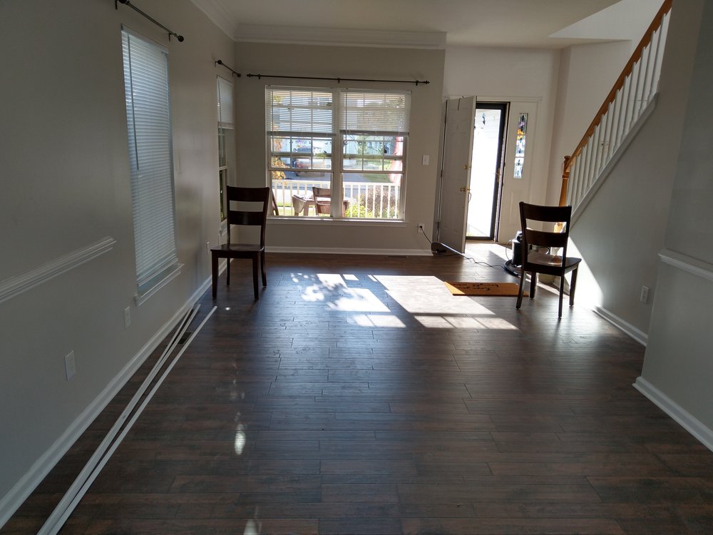 Slide of Mikes Discount Handyman