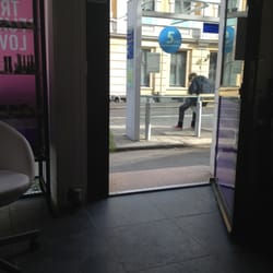 Waxing Palace & Park Beauty - The tram stop is literally right outside, so if you feel you need a quick get away this is convenient.