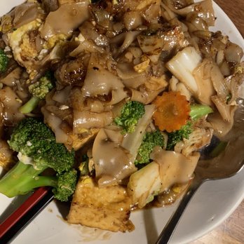 Jai Thai - Phad Kee Mao - Thai Near Me - Seattle, Washington