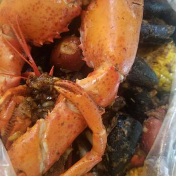 Bag O'Crab - Bag of Crab and Mussels!! - Cajun/Creole Near Me - Vacaville, California