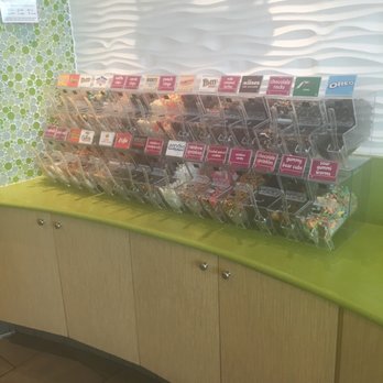Menchie's Naples Boulevard - Ice Cream & Frozen Yogurt Near Me - Naples, Florida