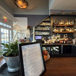 Blueberry Hill Market Cafe - Bar seating