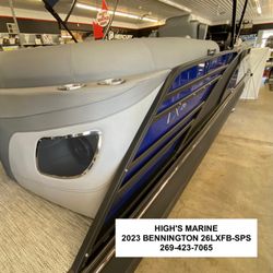 High's Marine - CLOSEOUT 2023 26L BENNINGTON WITH A MERCURY MARINE 200HP