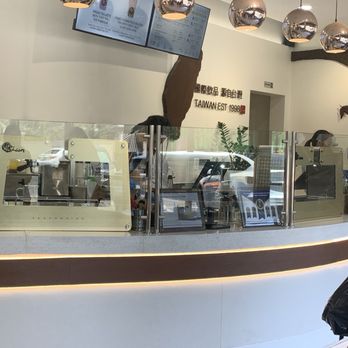 Chicha San Chen - Ordering and watch them make the drinks! - Bubble Tea Near Me - Las Vegas, Nevada Chicha San Chen - Ordering and watch them make the drinks! - Bubble Tea Near Me - Las Vegas, Nevada
