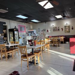 Breakfast Club - Inside the restaurant