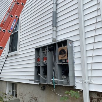 Laura Electric - Electricians Near Me