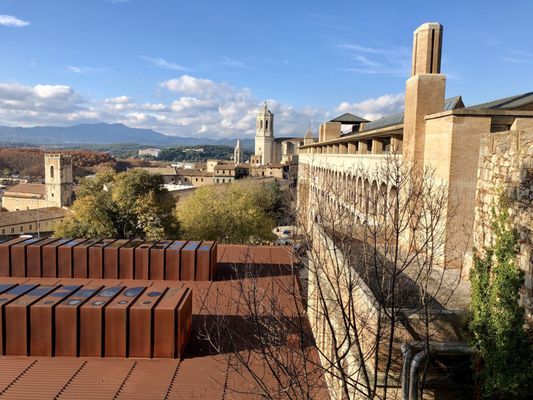 Muralles de Girona by null