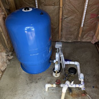 Sage Drilling & Pump Services - New Pump, Fittings, Pressure Switch, 44 Gallon Pressure Tank - Well Drilling Near Me Sage Drilling & Pump Services - New Pump, Fittings, Pressure Switch, 44 Gallon Pressure Tank - Well Drilling Near Me