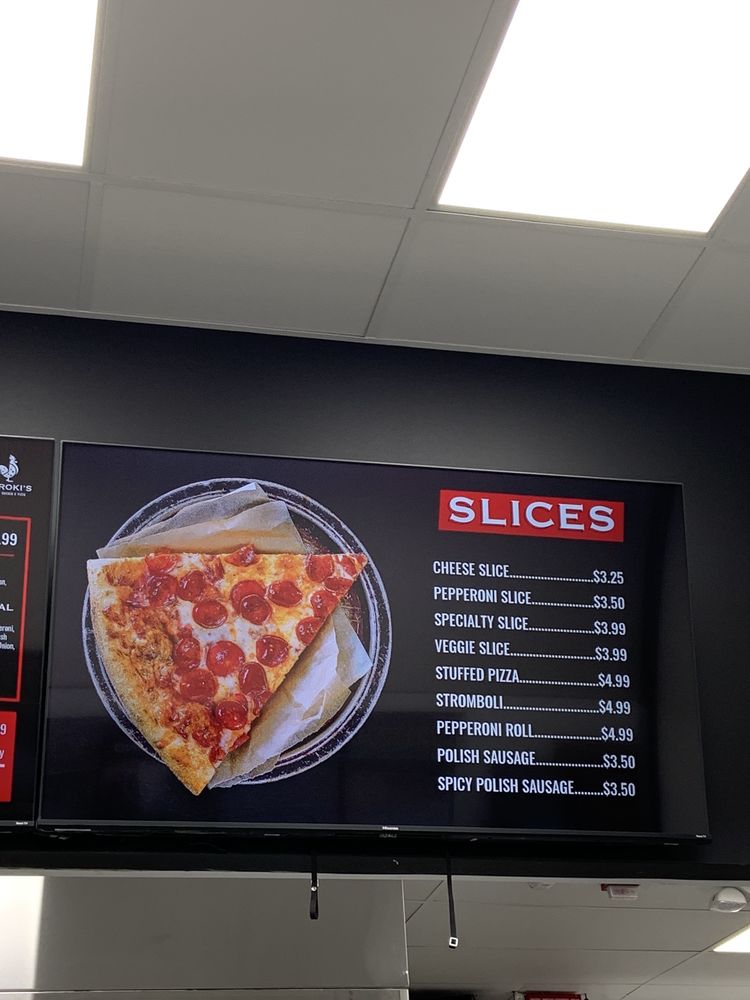 Saroki's Crispy Chicken and Pizza, Michigan Roadtrippers