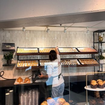 Goldn Bakes - Desserts Near Me - Chicago, Illinois Goldn Bakes - Desserts Near Me - Chicago, Illinois