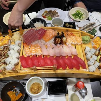 Mansun Sushi - Mansun Boat - Japanese Near Me - Walnut, California Mansun Sushi - Mansun Boat - Japanese Near Me - Walnut, California