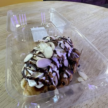 Beelicious - Nutty Nutella Croffle - Coffee & Tea Near Me - Temecula, California Beelicious - Nutty Nutella Croffle - Coffee & Tea Near Me - Temecula, California