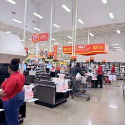 H-E-B