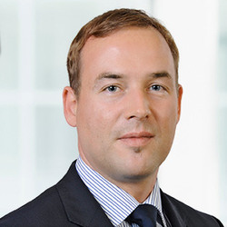 ARAG - Mein Name ist Dirk Zwickel. Ich leite die ARAG Hauptgeschäftsstelle Hamburg-Ost und freue mich mit meinem Team darauf, Sie zu beraten.