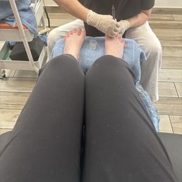 Pedicure ! Pedicure !