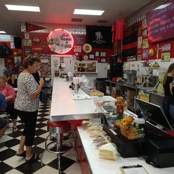 Hot Rod's Diner - Diners Near Me - Social Circle, Georgia Hot Rod's Diner - Diners Near Me - Social Circle, Georgia