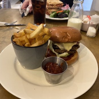 Bowes & Co - Double cheeseburger and chips. - Cafes Near Me - Cashel, TA Bowes & Co - Double cheeseburger and chips. - Cafes Near Me - Cashel, TA