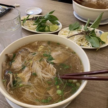 Pho Long - Rare steak pho - Vietnamese Near Me - Colton, California