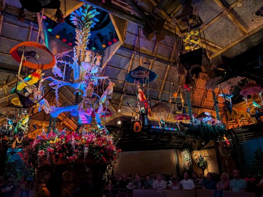 Walt Disney's Enchanted Tiki Room by null