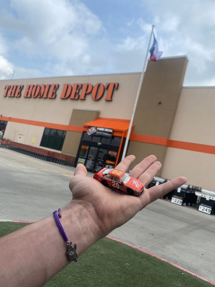 THE HOME DEPOT Updated June 2024 24 Photos & 25 Reviews 22310