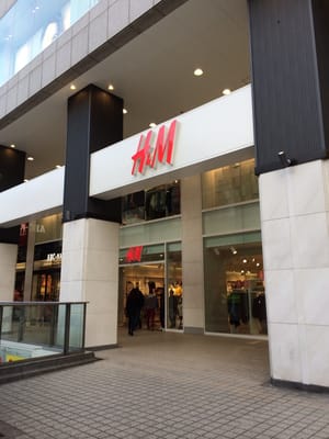 H M Fashion 大阪府大阪市北区茶屋町1番27号 大阪市 大阪府 Japan Phone Number Yelp