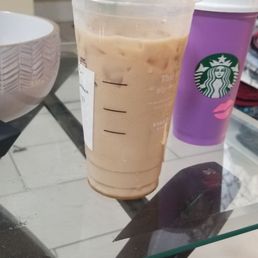 Worst caramel macchiato ever.. Worst caramel macchiato ever..