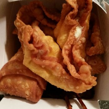 Lobster Wok - Appetizer combo with crab rangoons (4), been teriyaki (2), boneless spare ribs, and egg rolls (2). - Chinese Near Me - Newtonville, Massachusetts