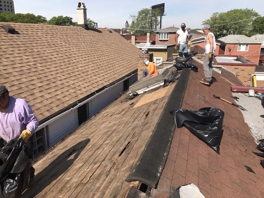 Chicago Roofing Solutions